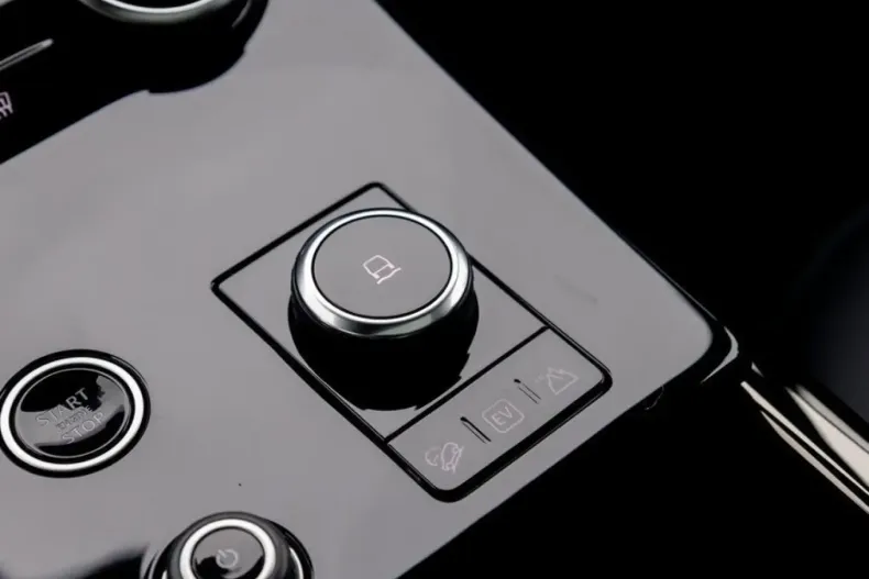 Land Rover Range Rover Sport din 2023 cu 43.835 km - oferta LAN156312 - foto 28