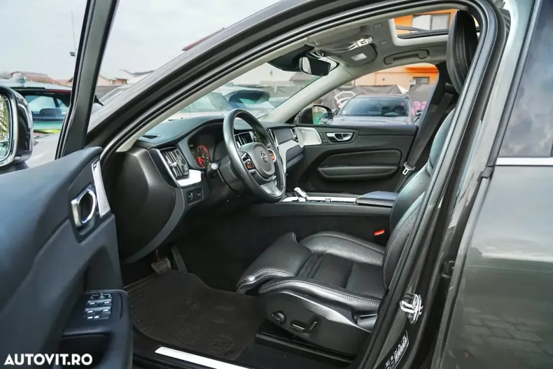 Volvo XC60 din 2020 cu 115.120 km - oferta VOL156316 - foto 18