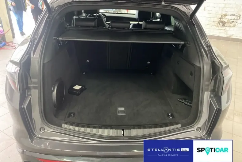 Alfa Romeo Stelvio din 2024 cu 41.760 km - oferta ALF156321 - foto 11