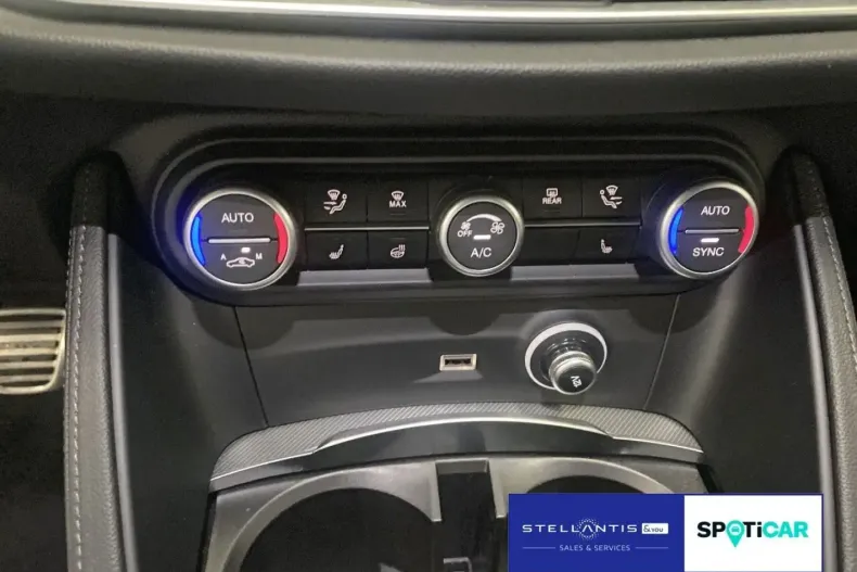 Alfa Romeo Stelvio din 2024 cu 41.760 km - oferta ALF156321 - foto 13