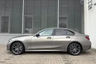 BMW 330 din 2022 cu 83.990 km - oferta BMW156323 - foto 4