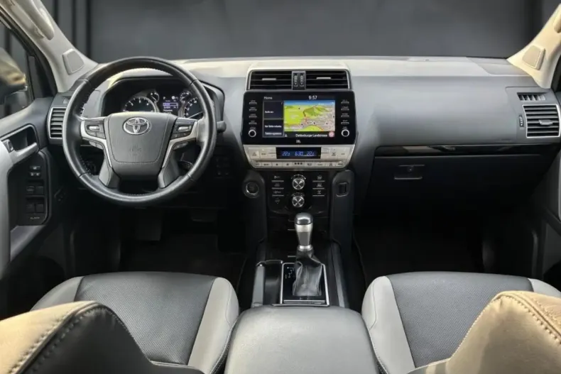 Toyota Land Cruiser din 2023 cu 28.726 km - oferta TOY156324 - foto 15