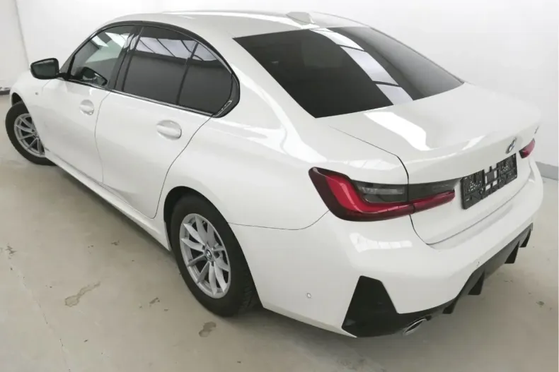 BMW 320 din 2023 cu 31.200 km - oferta BMW156327 - foto 3