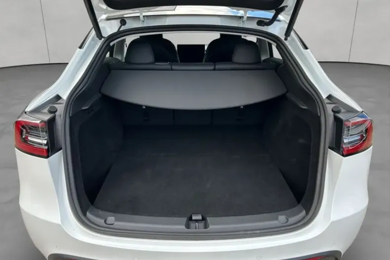 Tesla Model Y din 2022 cu 39.788 km - oferta TES156330 - foto 5