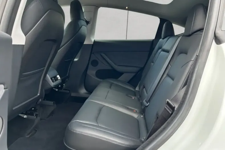 Tesla Model Y din 2022 cu 39.788 km - oferta TES156330 - foto 15