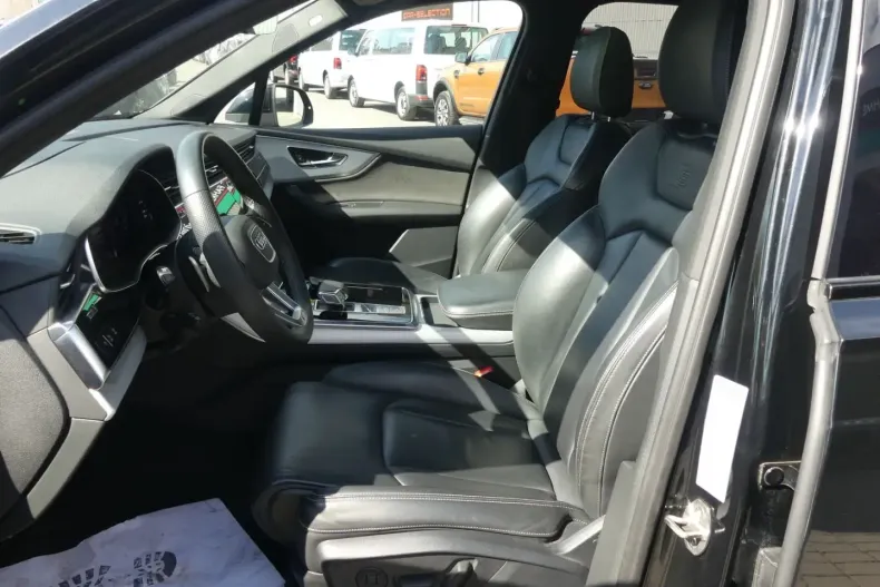 Audi Q7 din 2022 cu 63.812 km - oferta AUD156332 - foto 9