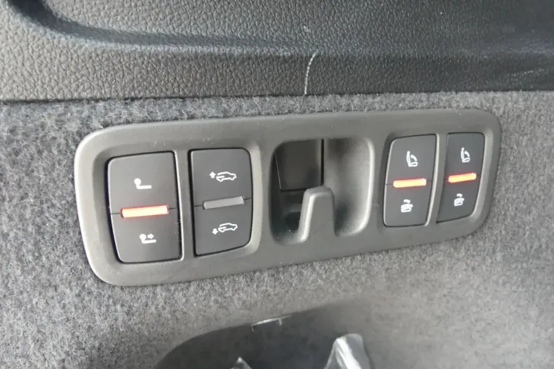 Audi Q7 din 2022 cu 63.812 km - oferta AUD156332 - foto 14