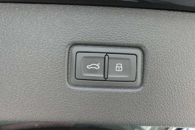 Audi Q7 din 2022 cu 63.812 km - oferta AUD156332 - foto 18