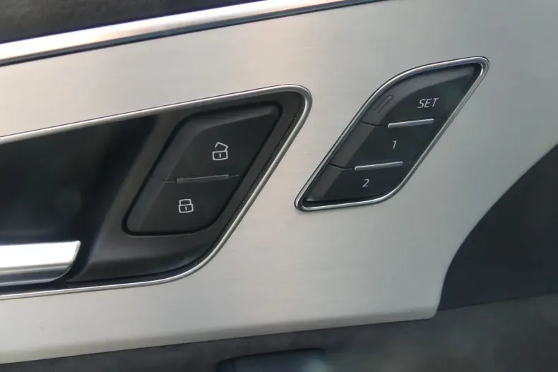 Audi Q7 din 2022 cu 63.812 km - oferta AUD156332 - foto 23