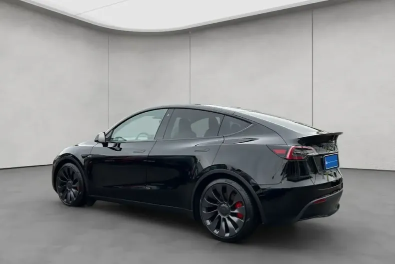 Tesla Model Y din 2022 cu 46.100 km - oferta TES156335 - foto 3