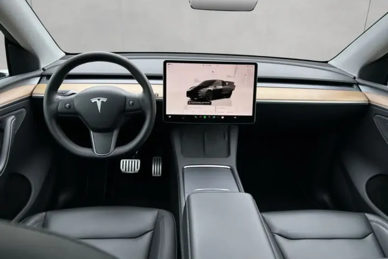 Tesla Model Y din 2022 cu 46.100 km - oferta TES156335 - foto 11