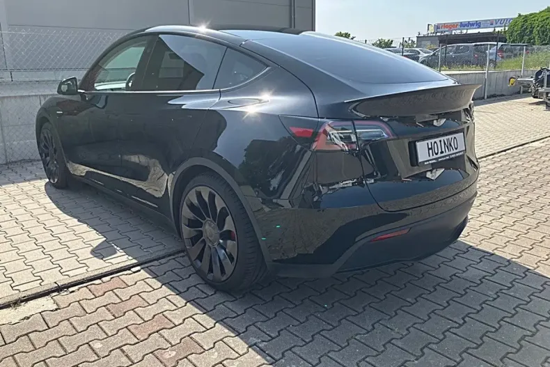 Tesla Model Y din 2025 cu 12.000 km - oferta TES156337 - foto 6