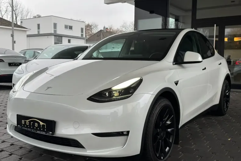 Tesla Model Y din 2024 cu 14.000 km - oferta TES156338 - foto 4