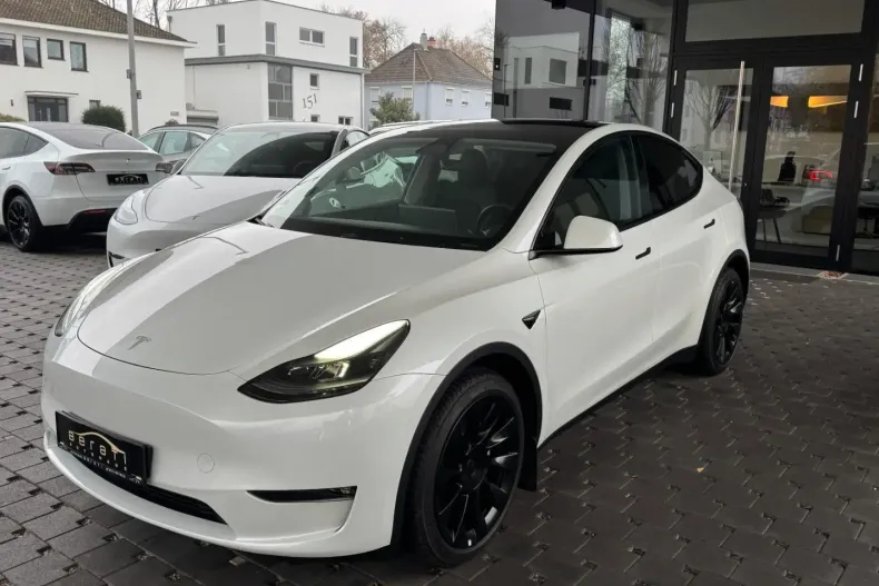 Tesla Model Y din 2024 cu 14.000 km - oferta TES156338 - foto 8