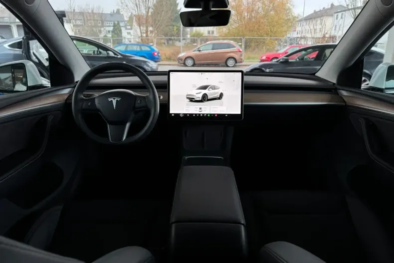 Tesla Model Y din 2024 cu 14.000 km - oferta TES156338 - foto 23