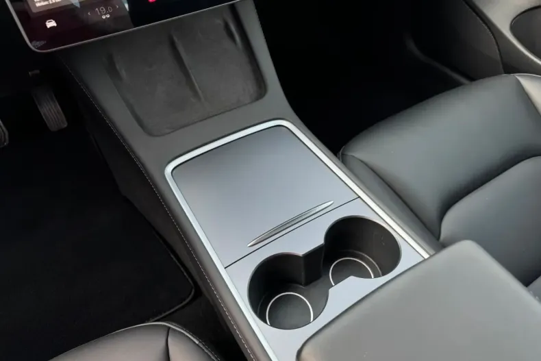 Tesla Model 3 din 2021 cu 33.000 km - oferta TES156339 - foto 16