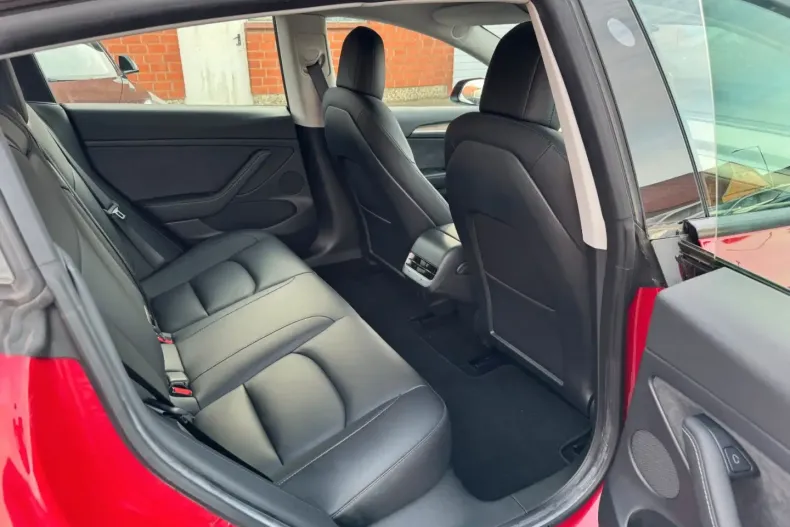 Tesla Model 3 din 2021 cu 33.000 km - oferta TES156339 - foto 21