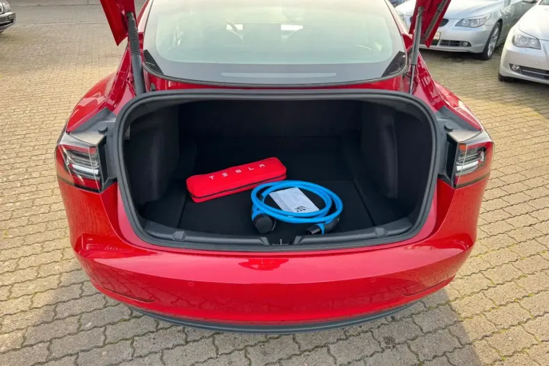 Tesla Model 3 din 2021 cu 33.000 km - oferta TES156339 - foto 24