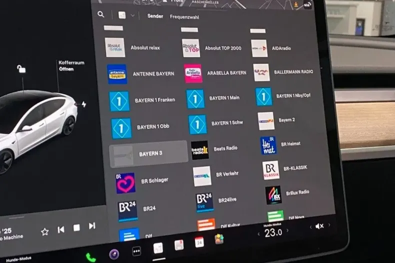Tesla Model 3 din 2023 cu 1.990 km - oferta TES156340 - foto 23