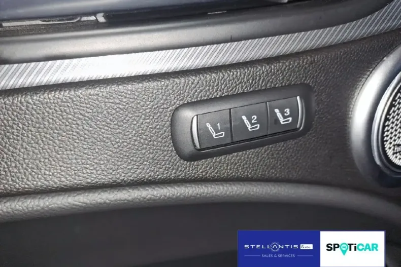 Alfa Romeo Stelvio din 2024 cu 48.530 km - oferta ALF156343 - foto 13