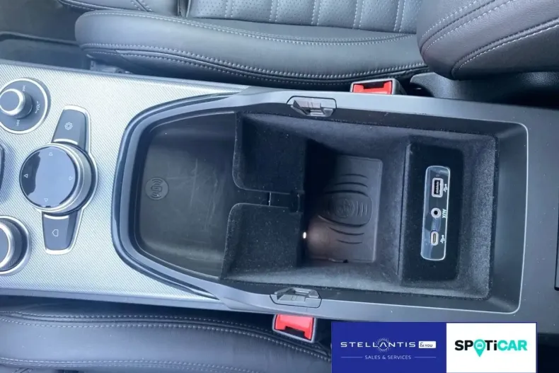 Alfa Romeo Stelvio din 2024 cu 35.775 km - oferta ALF156344 - foto 17