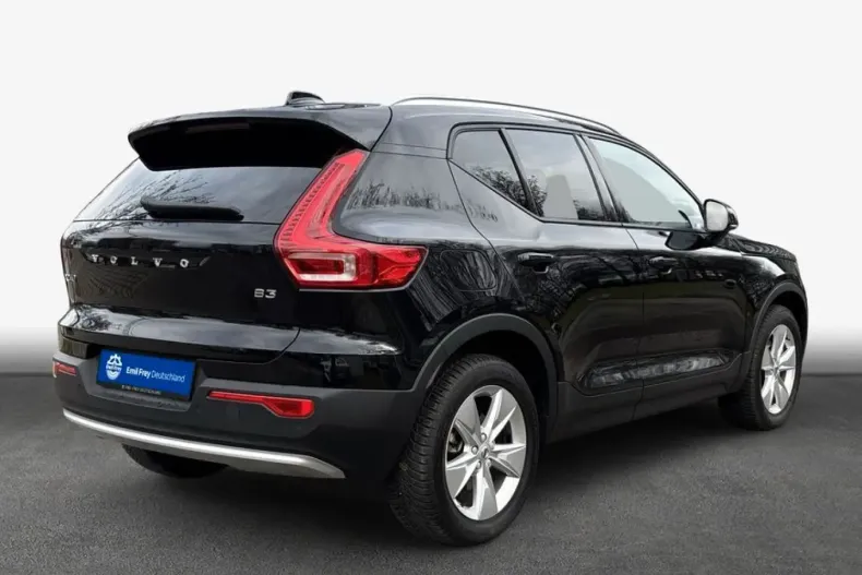 Volvo XC40 din 2024 cu 11.420 km - oferta VOL156345 - foto 3