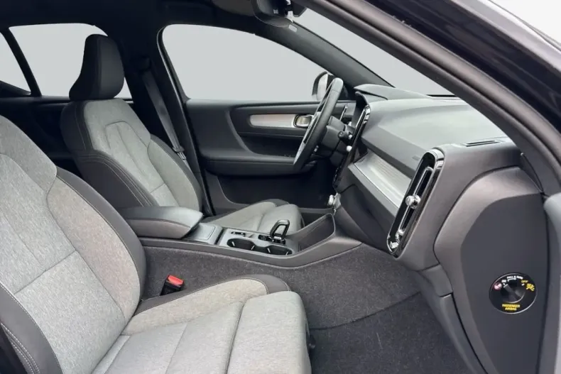 Volvo XC40 din 2024 cu 11.420 km - oferta VOL156345 - foto 15