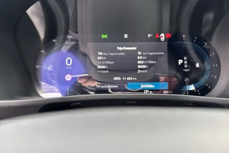 Volvo XC40 din 2024 cu 11.420 km - oferta VOL156345 - foto 18