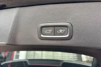 Volvo XC40 din 2024 cu 11.420 km - oferta VOL156345 - foto 24