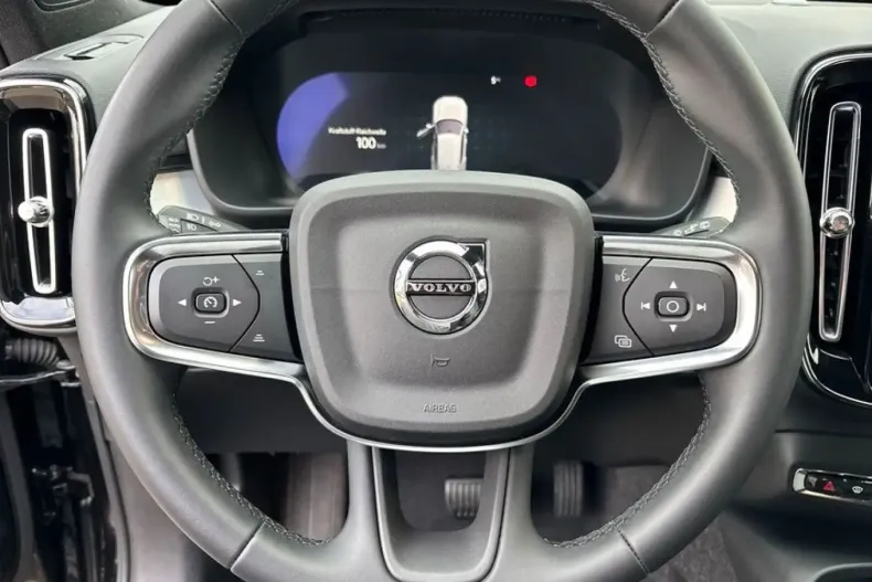 Volvo XC40 din 2024 cu 11.420 km - oferta VOL156345 - foto 30