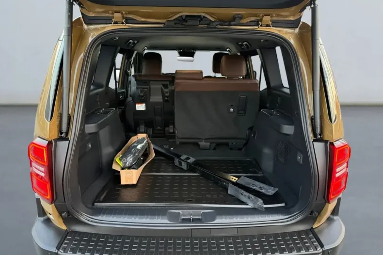 Toyota Land Cruiser din 2024 cu 9.500 km - oferta TOY156347 - foto 15