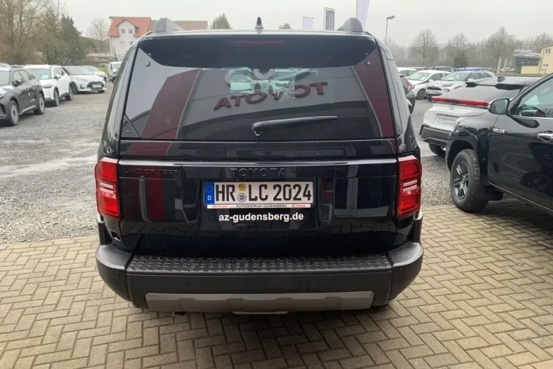 Toyota Land Cruiser din 2024 cu 3.200 km - oferta TOY156348 - foto 2