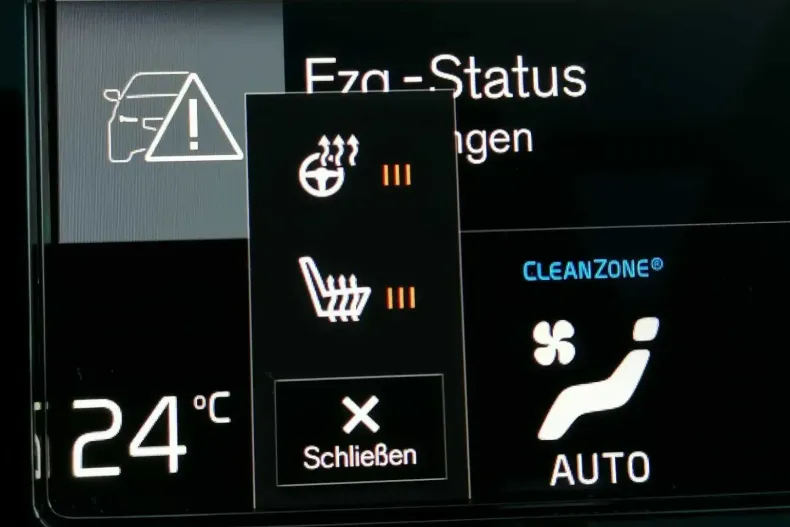 Volvo XC40 din 2024 cu 9.503 km - oferta VOL156349 - foto 7