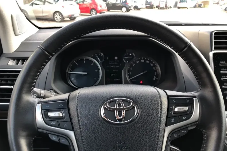 Toyota Land Cruiser din 2024 cu 21.000 km - oferta TOY156352 - foto 16