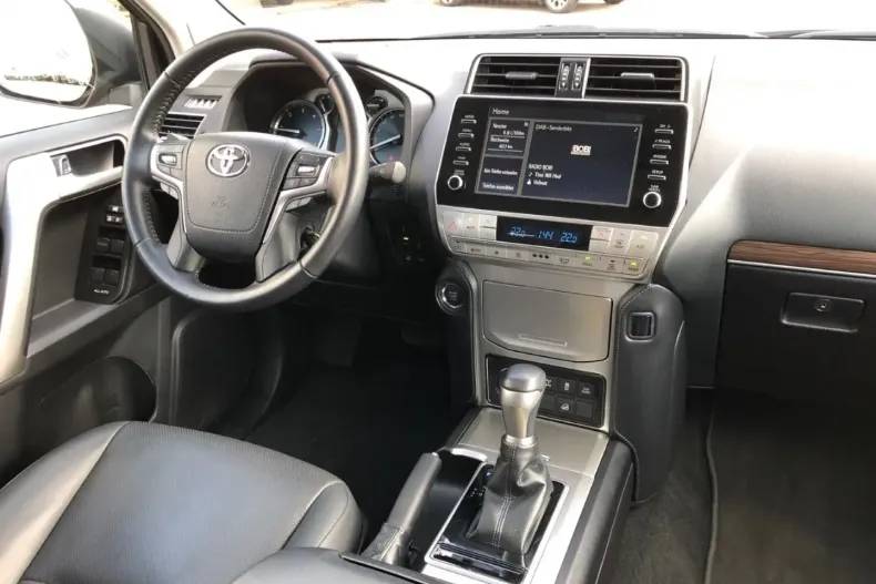 Toyota Land Cruiser din 2024 cu 21.000 km - oferta TOY156352 - foto 21