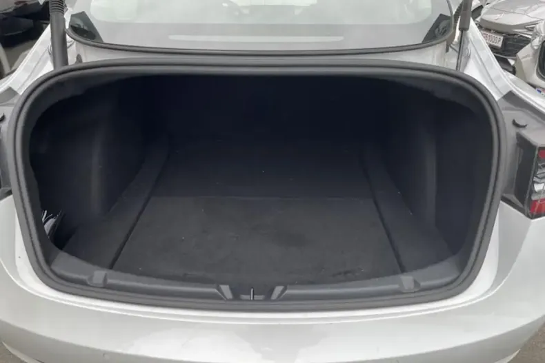 Tesla Model 3 din 2021 cu 27.639 km - oferta TES156353 - foto 8