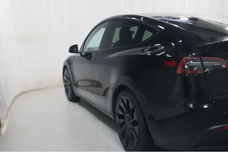 Tesla Model Y din 2023 cu 41.000 km - oferta TES156356 - foto 13