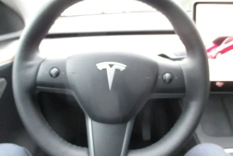 Tesla Model Y din 2023 cu 31.883 km - oferta TES156357 - foto 19