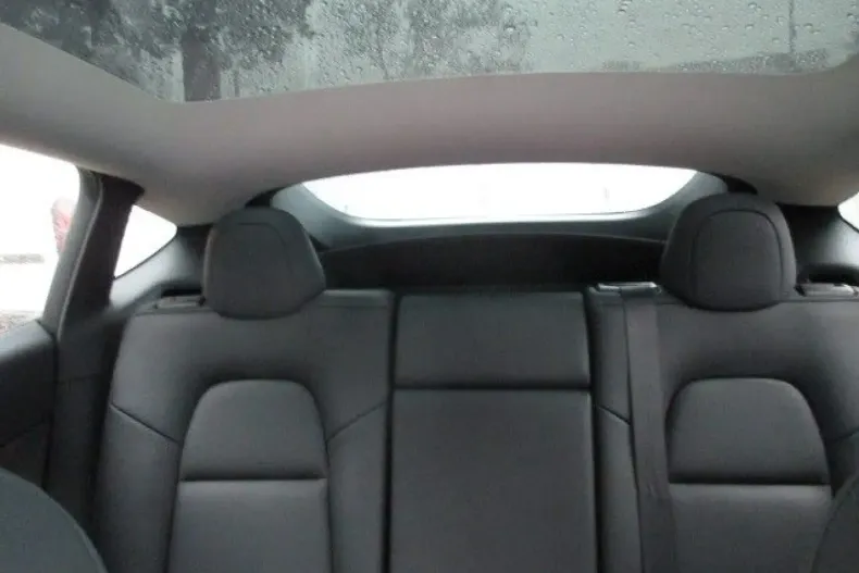 Tesla Model Y din 2023 cu 31.883 km - oferta TES156357 - foto 21