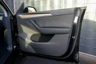 Tesla Model Y din 2022 cu 45.402 km - oferta TES156359 - foto 13