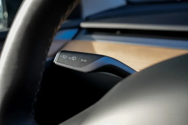 Tesla Model Y din 2022 cu 45.402 km - oferta TES156359 - foto 24