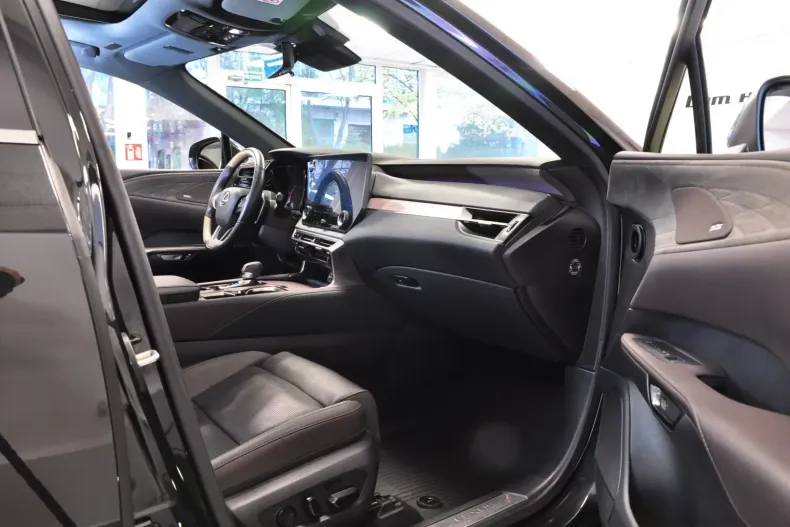 Lexus RX 350 din 2023 cu 43.544 km - oferta LEX156360 - foto 13