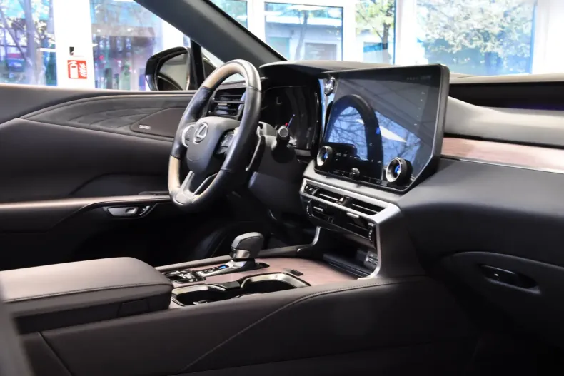 Lexus RX 350 din 2023 cu 43.544 km - oferta LEX156360 - foto 14