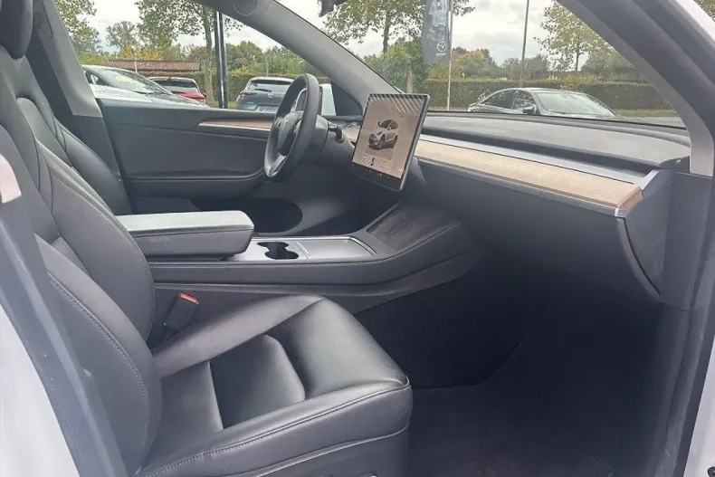 Tesla Model Y din 2022 cu 49.540 km - oferta TES156361 - foto 7