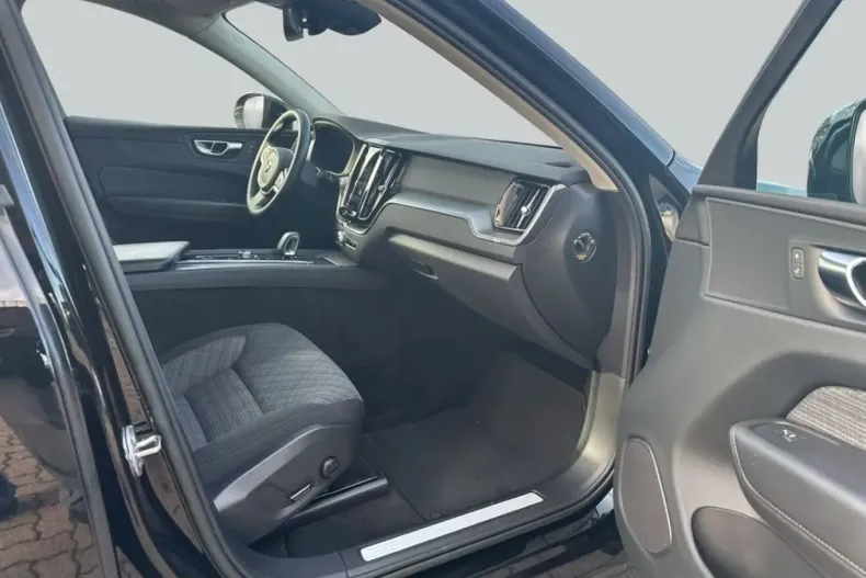 Volvo XC60 din 2022 cu 91.127 km - oferta VOL156364 - foto 11