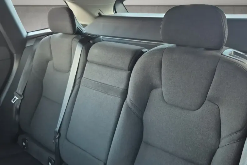 Volvo XC60 din 2021 cu 91.595 km - oferta VOL156366 - foto 12