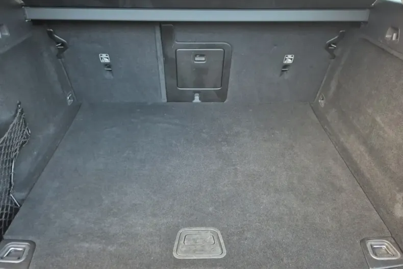 Volvo XC60 din 2021 cu 91.595 km - oferta VOL156366 - foto 18