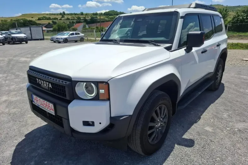 Toyota Land Cruiser din 2024 cu 10.500 km - oferta TOY156370 - foto 26