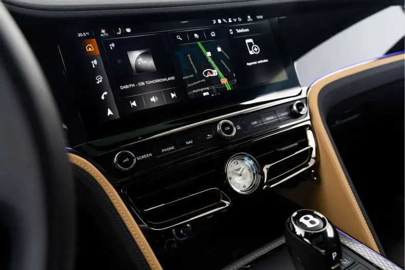 Bentley Flying Spur din 2024 cu 4.200 km - oferta BEN156372 - foto 32