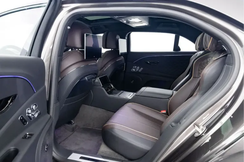 Bentley Flying Spur din 2024 cu 4.200 km - oferta BEN156372 - foto 42